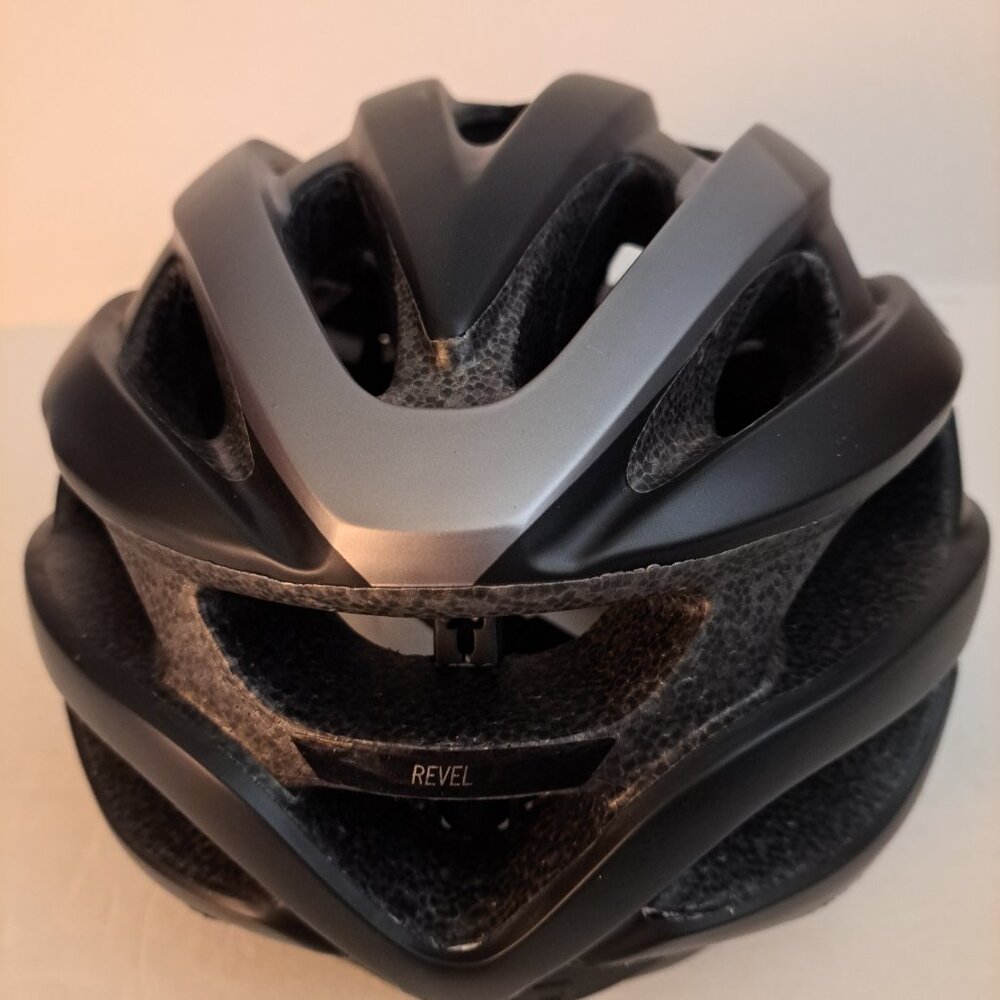 GIRO Revel Adult Universal Fit Cycling Helmet Black 21.25-24 in. - Picture 4 of 8